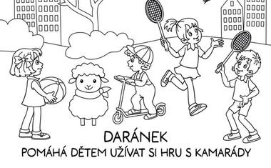 Daránek pomáhá dětem užívat si hru s kamarády